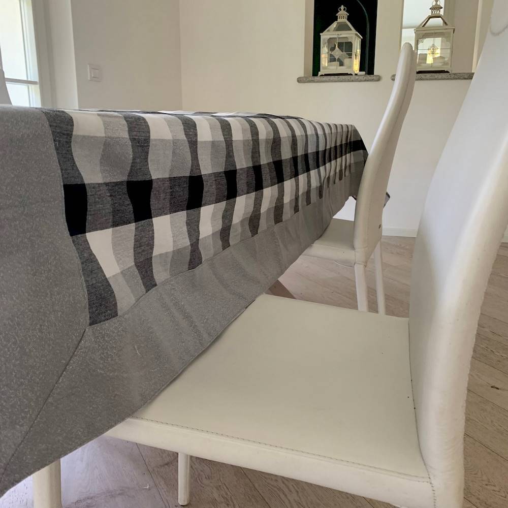 Tovaglie tinto in filo Carnaby grigio e lurex 140 X 180