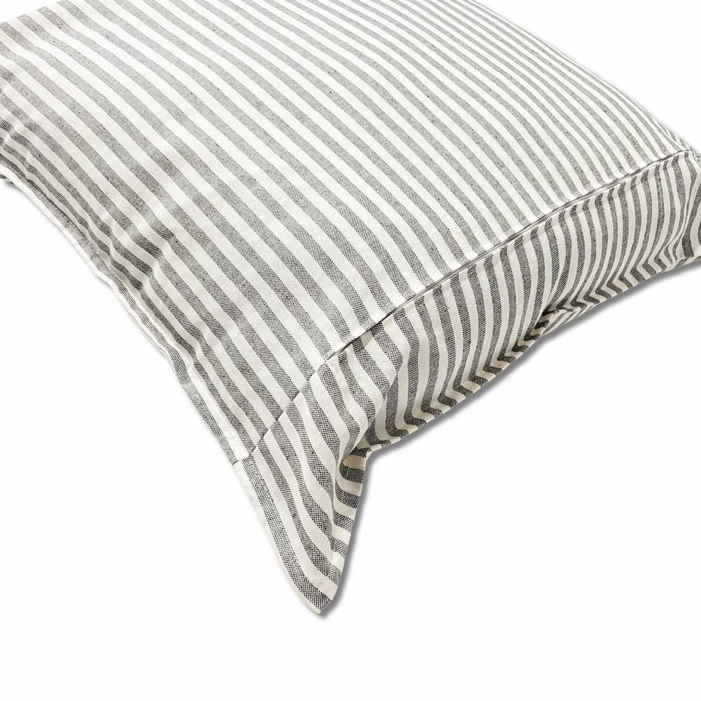 Cuscino imbottito 70 x 70 Riga bastoncino grigio